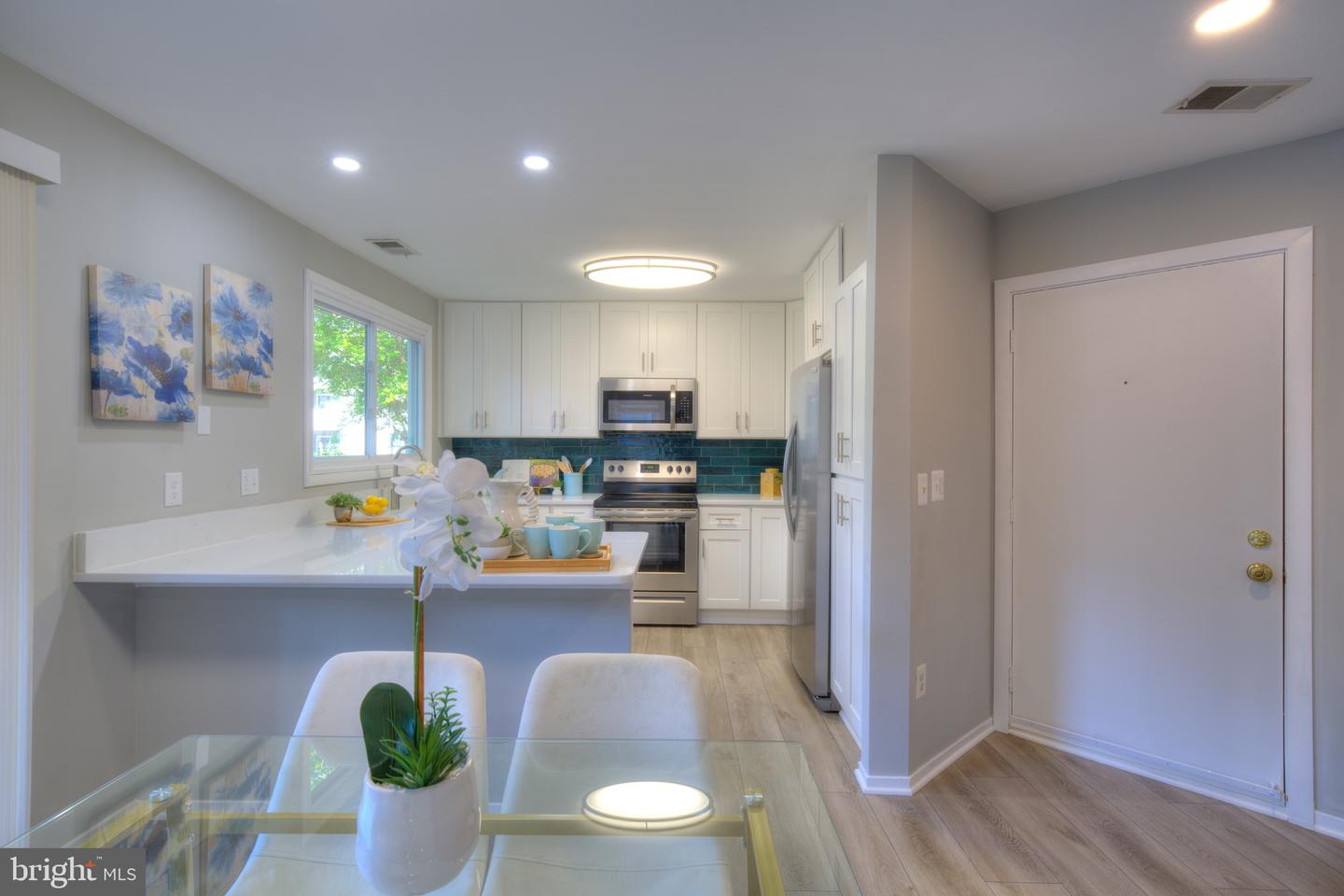 11733 SUMMERCHASE CIR #1733A, RESTON, Virginia 20194, 2 Bedrooms Bedrooms, ,2 BathroomsBathrooms,Residential,For sale,11733 SUMMERCHASE CIR #1733A,VAFX2233992 MLS # VAFX2233992