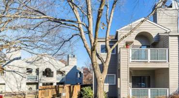 11733 SUMMERCHASE CIR #1733A, RESTON, Virginia 20194, 2 Bedrooms Bedrooms, ,2 BathroomsBathrooms,Residential,For sale,11733 SUMMERCHASE CIR #1733A,VAFX2233992 MLS # VAFX2233992