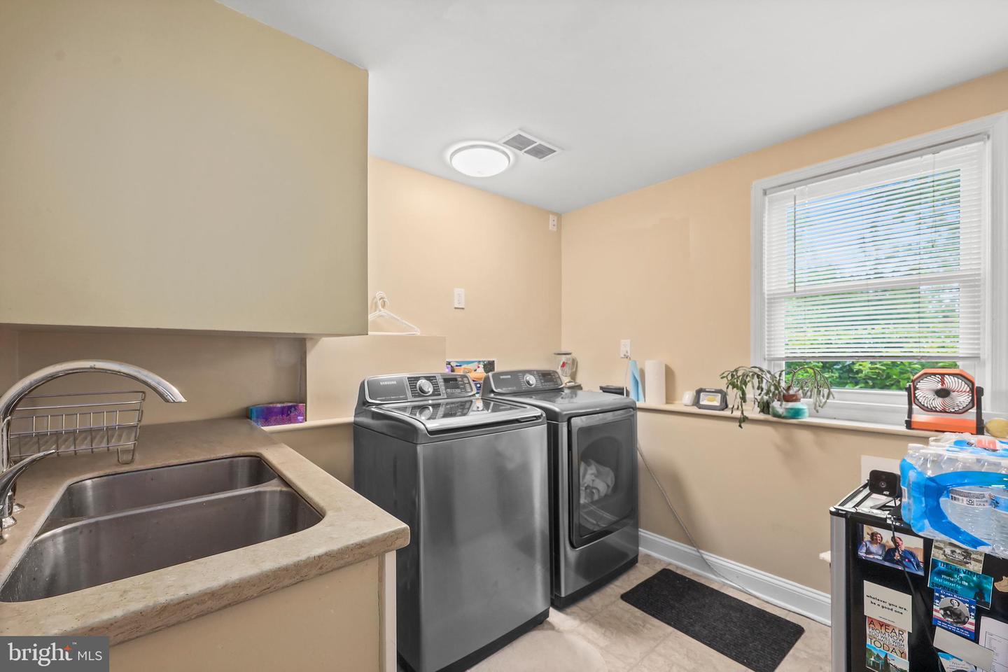 2426 CHESTNUT ST, FALLS CHURCH, Virginia 22043, 6 Bedrooms Bedrooms, ,3 BathroomsBathrooms,Residential,For sale,2426 CHESTNUT ST,VAFX2234112 MLS # VAFX2234112