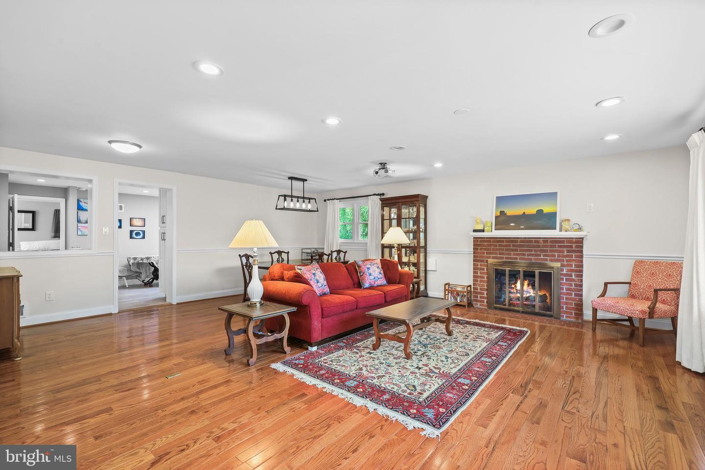 2426 CHESTNUT ST, FALLS CHURCH, Virginia 22043, 6 Bedrooms Bedrooms, ,3 BathroomsBathrooms,Residential,For sale,2426 CHESTNUT ST,VAFX2234112 MLS # VAFX2234112