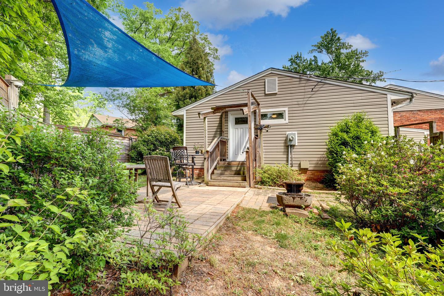 2426 CHESTNUT ST, FALLS CHURCH, Virginia 22043, 6 Bedrooms Bedrooms, ,3 BathroomsBathrooms,Residential,For sale,2426 CHESTNUT ST,VAFX2234112 MLS # VAFX2234112
