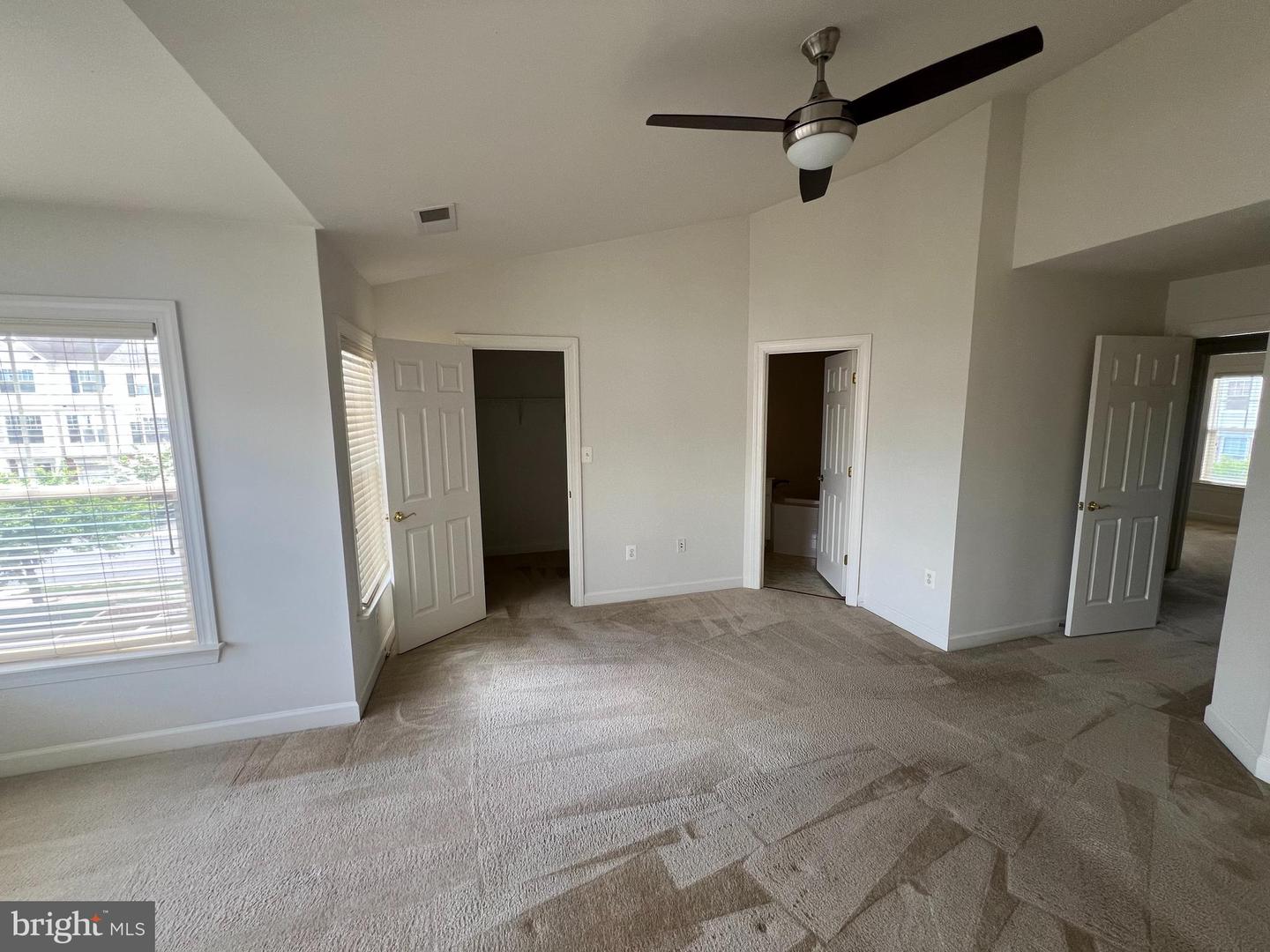 8135 RAINWATER CIR, MANASSAS, Virginia 20111, 3 Bedrooms Bedrooms, ,2 BathroomsBathrooms,Residential,For sale,8135 RAINWATER CIR,VAPW2092028 MLS # VAPW2092028