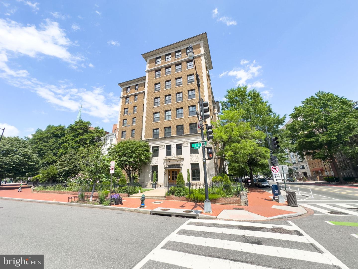 1101 L ST NW #103, WASHINGTON, District Of Columbia 20005, 1 Bedroom Bedrooms, ,1 BathroomBathrooms,Residential,For sale,1101 L ST NW #103,DCDC2195622 MLS # DCDC2195622