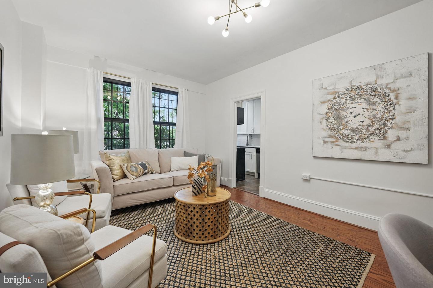 1101 L ST NW #103, WASHINGTON, District Of Columbia 20005, 1 Bedroom Bedrooms, ,1 BathroomBathrooms,Residential,For sale,1101 L ST NW #103,DCDC2195622 MLS # DCDC2195622