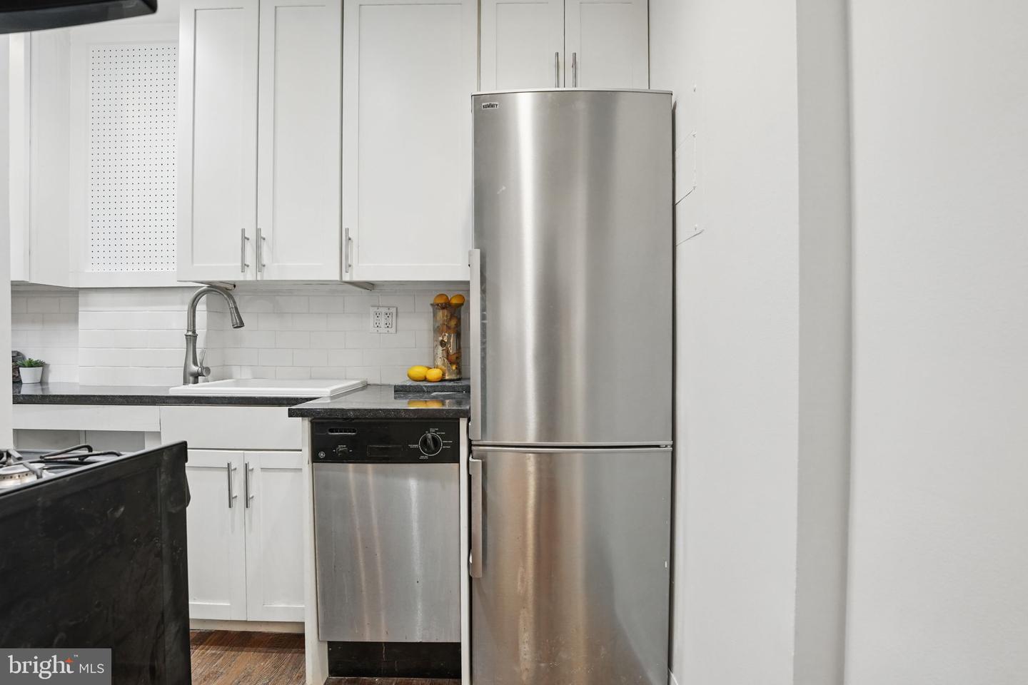 1101 L ST NW #103, WASHINGTON, District Of Columbia 20005, 1 Bedroom Bedrooms, ,1 BathroomBathrooms,Residential,For sale,1101 L ST NW #103,DCDC2195622 MLS # DCDC2195622