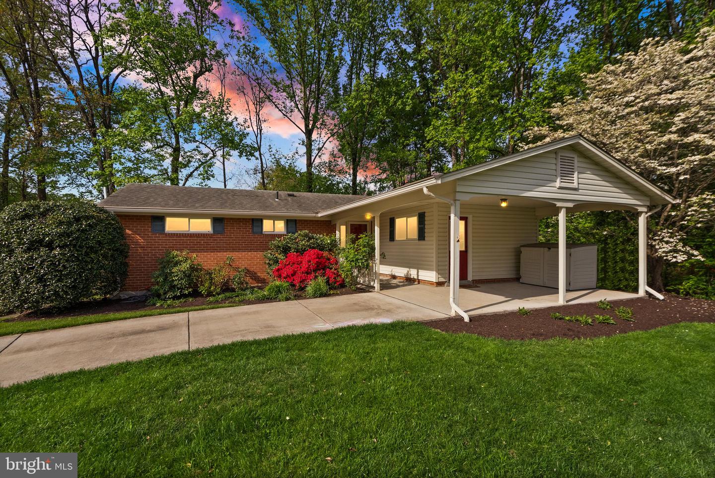 5202 FARADAY CT, FAIRFAX, Virginia 22032, 4 Bedrooms Bedrooms, ,3 BathroomsBathrooms,Residential,For sale,5202 FARADAY CT,VAFX2234374 MLS # VAFX2234374