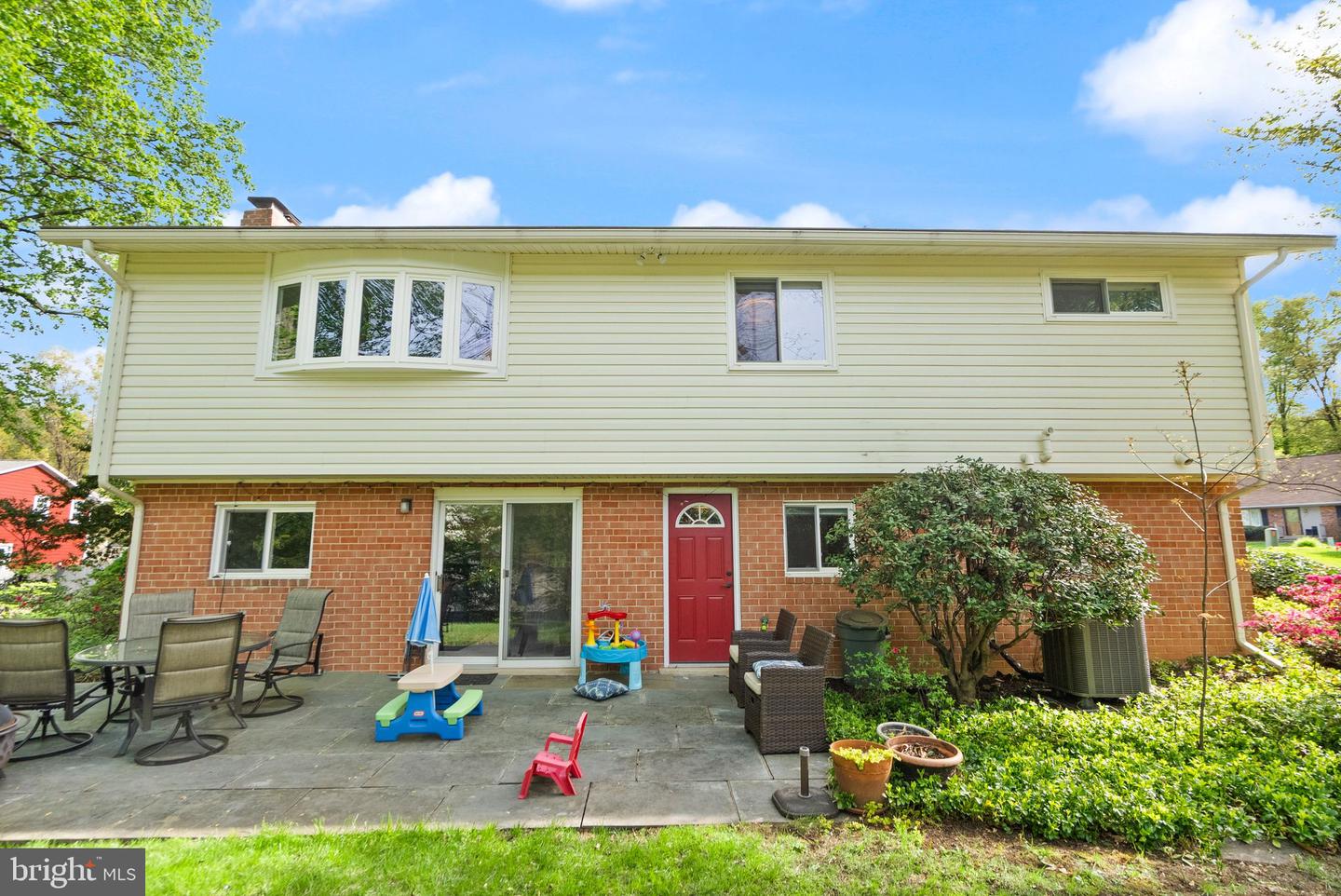 5202 FARADAY CT, FAIRFAX, Virginia 22032, 4 Bedrooms Bedrooms, ,3 BathroomsBathrooms,Residential,For sale,5202 FARADAY CT,VAFX2234374 MLS # VAFX2234374