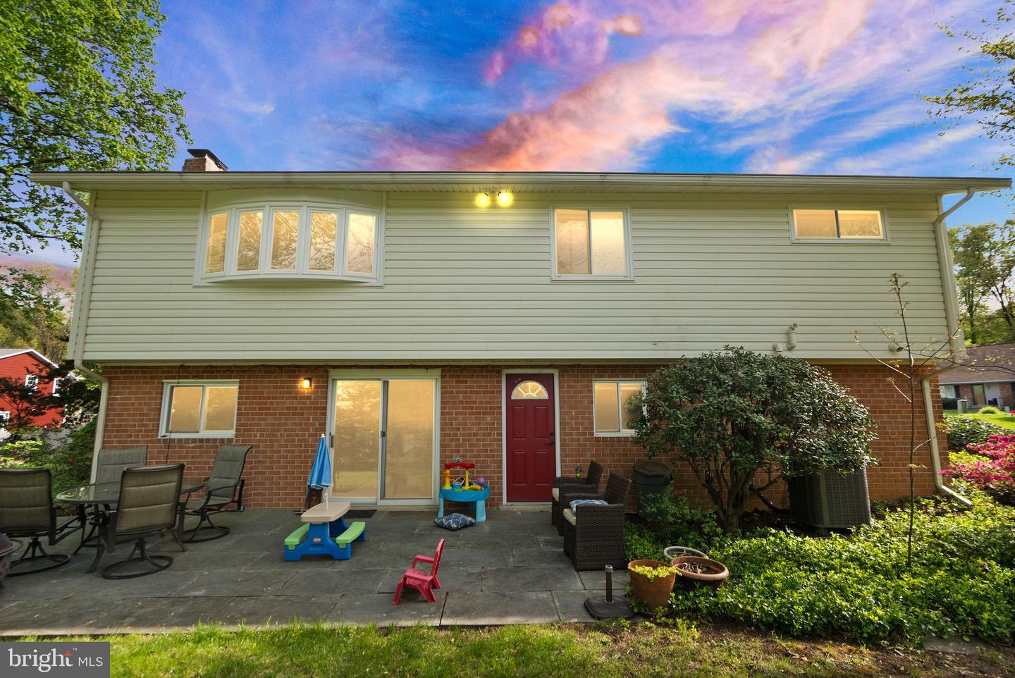5202 FARADAY CT, FAIRFAX, Virginia 22032, 4 Bedrooms Bedrooms, ,3 BathroomsBathrooms,Residential,For sale,5202 FARADAY CT,VAFX2234374 MLS # VAFX2234374