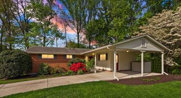 5202 FARADAY CT, FAIRFAX, Virginia 22032, 4 Bedrooms Bedrooms, ,3 BathroomsBathrooms,Residential,For sale,5202 FARADAY CT,VAFX2234374 MLS # VAFX2234374