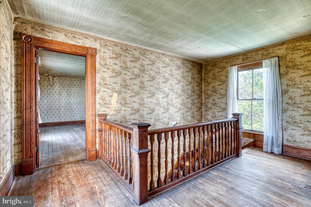 10080 MOUNTAIN RUN LAKE RD, CULPEPER, Virginia 22701, 4 Bedrooms Bedrooms, ,1 BathroomBathrooms,Residential,10080 MOUNTAIN RUN LAKE RD,VACU2010318 MLS # VACU2010318