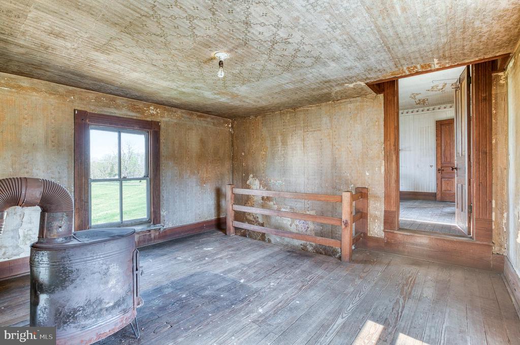 10080 MOUNTAIN RUN LAKE RD, CULPEPER, Virginia 22701, 4 Bedrooms Bedrooms, ,1 BathroomBathrooms,Residential,10080 MOUNTAIN RUN LAKE RD,VACU2010318 MLS # VACU2010318