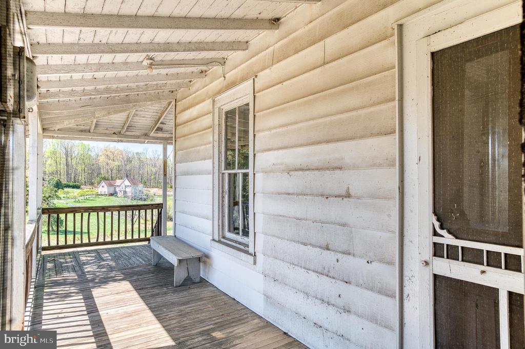10080 MOUNTAIN RUN LAKE RD, CULPEPER, Virginia 22701, 4 Bedrooms Bedrooms, ,1 BathroomBathrooms,Residential,10080 MOUNTAIN RUN LAKE RD,VACU2010318 MLS # VACU2010318
