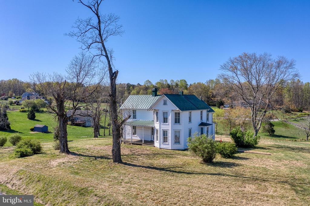 10080 MOUNTAIN RUN LAKE RD, CULPEPER, Virginia 22701, 4 Bedrooms Bedrooms, ,1 BathroomBathrooms,Residential,10080 MOUNTAIN RUN LAKE RD,VACU2010318 MLS # VACU2010318