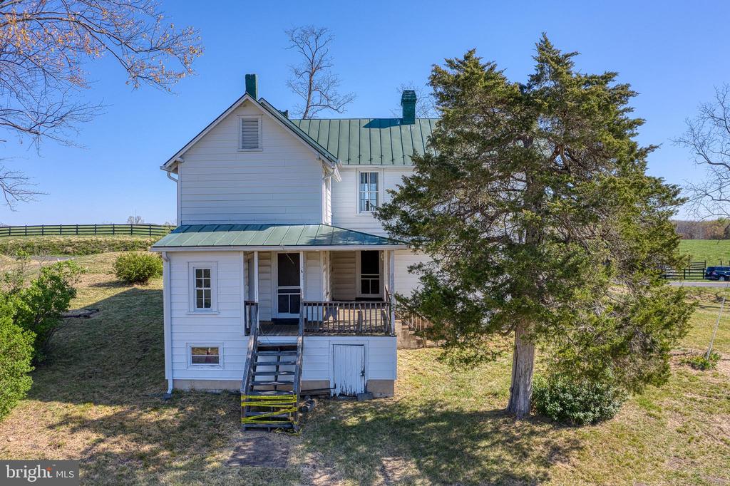 10080 MOUNTAIN RUN LAKE RD, CULPEPER, Virginia 22701, 4 Bedrooms Bedrooms, ,1 BathroomBathrooms,Residential,10080 MOUNTAIN RUN LAKE RD,VACU2010318 MLS # VACU2010318