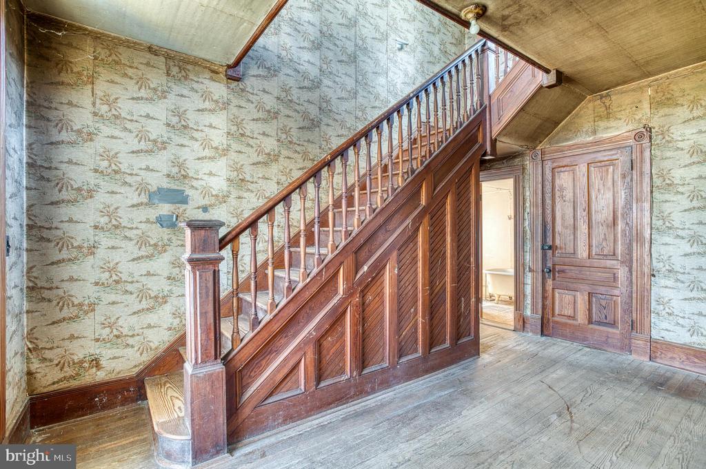 10080 MOUNTAIN RUN LAKE RD, CULPEPER, Virginia 22701, 4 Bedrooms Bedrooms, ,1 BathroomBathrooms,Residential,10080 MOUNTAIN RUN LAKE RD,VACU2010318 MLS # VACU2010318
