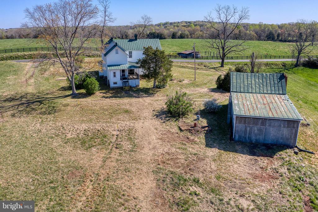 10080 MOUNTAIN RUN LAKE RD, CULPEPER, Virginia 22701, 4 Bedrooms Bedrooms, ,1 BathroomBathrooms,Residential,10080 MOUNTAIN RUN LAKE RD,VACU2010318 MLS # VACU2010318