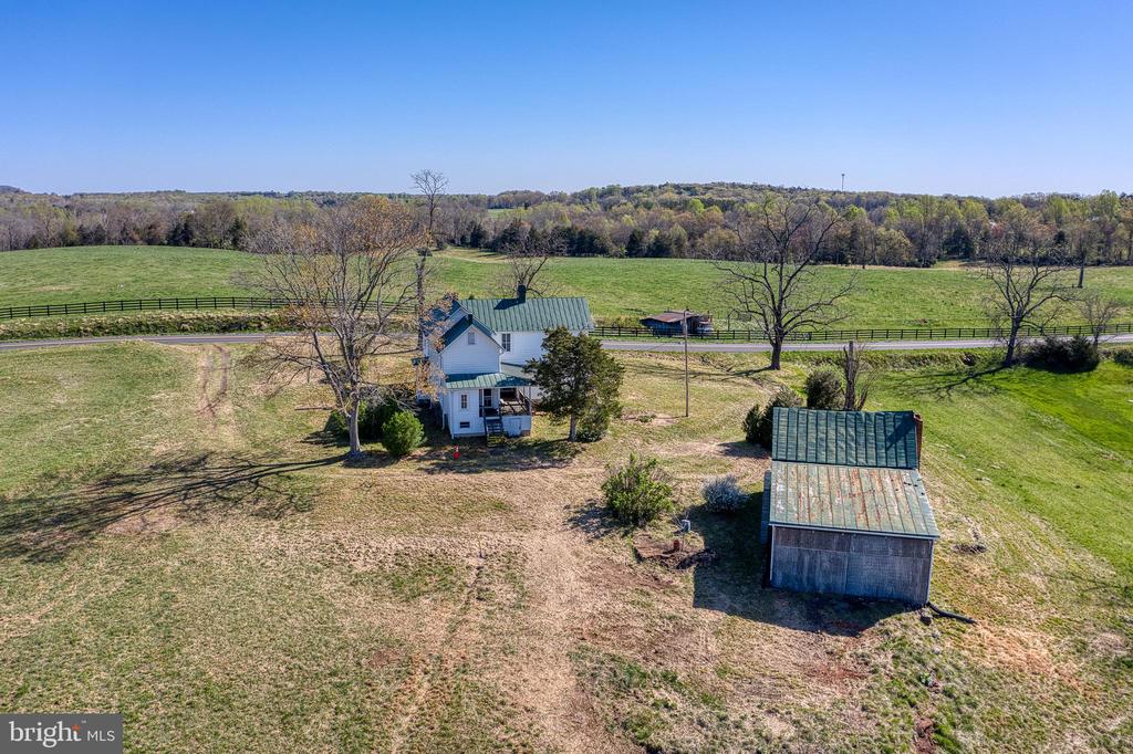 10080 MOUNTAIN RUN LAKE RD, CULPEPER, Virginia 22701, 4 Bedrooms Bedrooms, ,1 BathroomBathrooms,Residential,10080 MOUNTAIN RUN LAKE RD,VACU2010318 MLS # VACU2010318