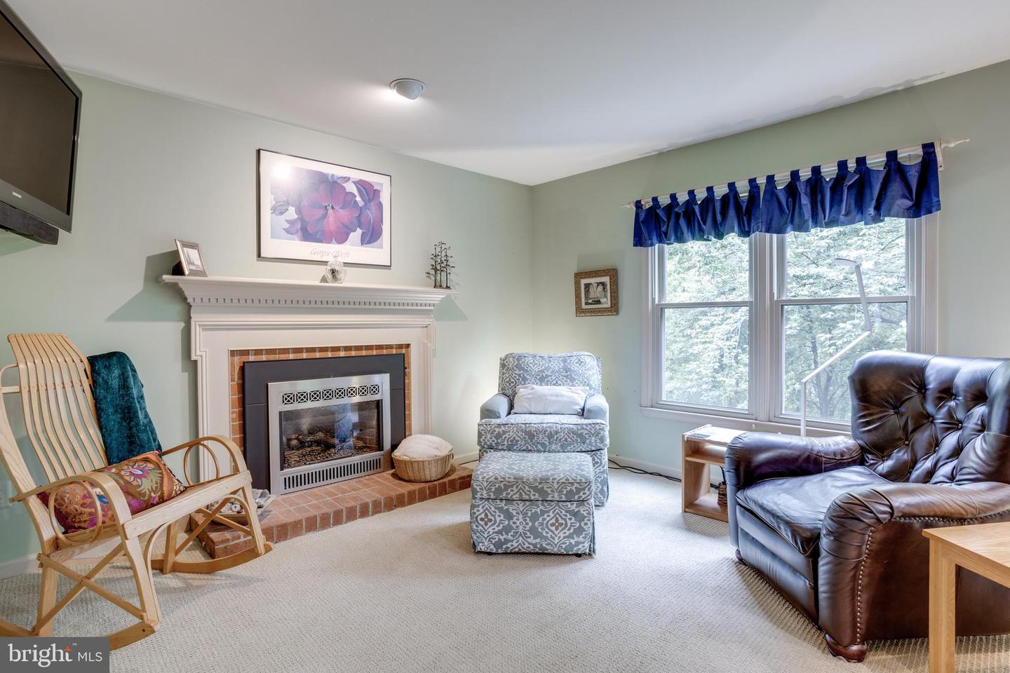5182 KIMSCOTT CT, ANNANDALE, Virginia 22003, 3 Bedrooms Bedrooms, ,3 BathroomsBathrooms,Residential,For sale,5182 KIMSCOTT CT,VAFX2233914 MLS # VAFX2233914