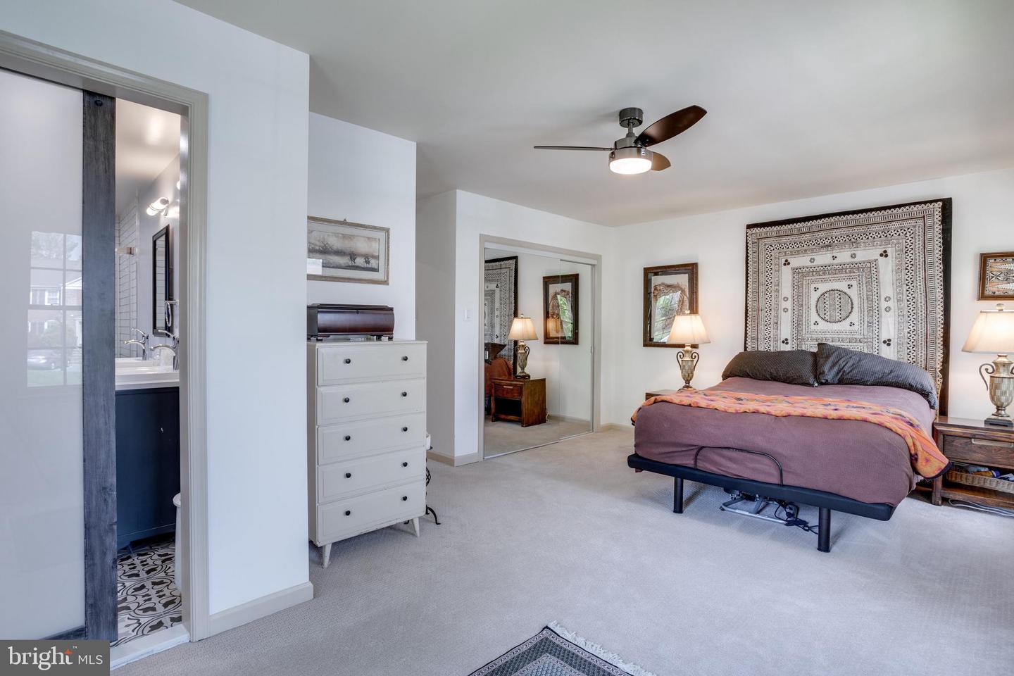 5182 KIMSCOTT CT, ANNANDALE, Virginia 22003, 3 Bedrooms Bedrooms, ,3 BathroomsBathrooms,Residential,For sale,5182 KIMSCOTT CT,VAFX2233914 MLS # VAFX2233914