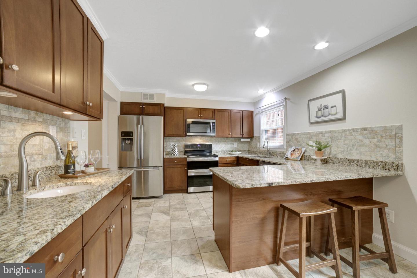 7499 COVENT WOOD CT, ANNANDALE, Virginia 22003, 4 Bedrooms Bedrooms, ,3 BathroomsBathrooms,Residential,For sale,7499 COVENT WOOD CT,VAFX2234544 MLS # VAFX2234544