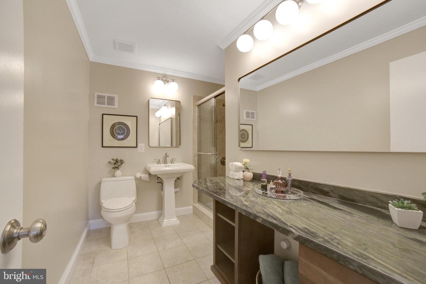 7499 COVENT WOOD CT, ANNANDALE, Virginia 22003, 4 Bedrooms Bedrooms, ,3 BathroomsBathrooms,Residential,For sale,7499 COVENT WOOD CT,VAFX2234544 MLS # VAFX2234544