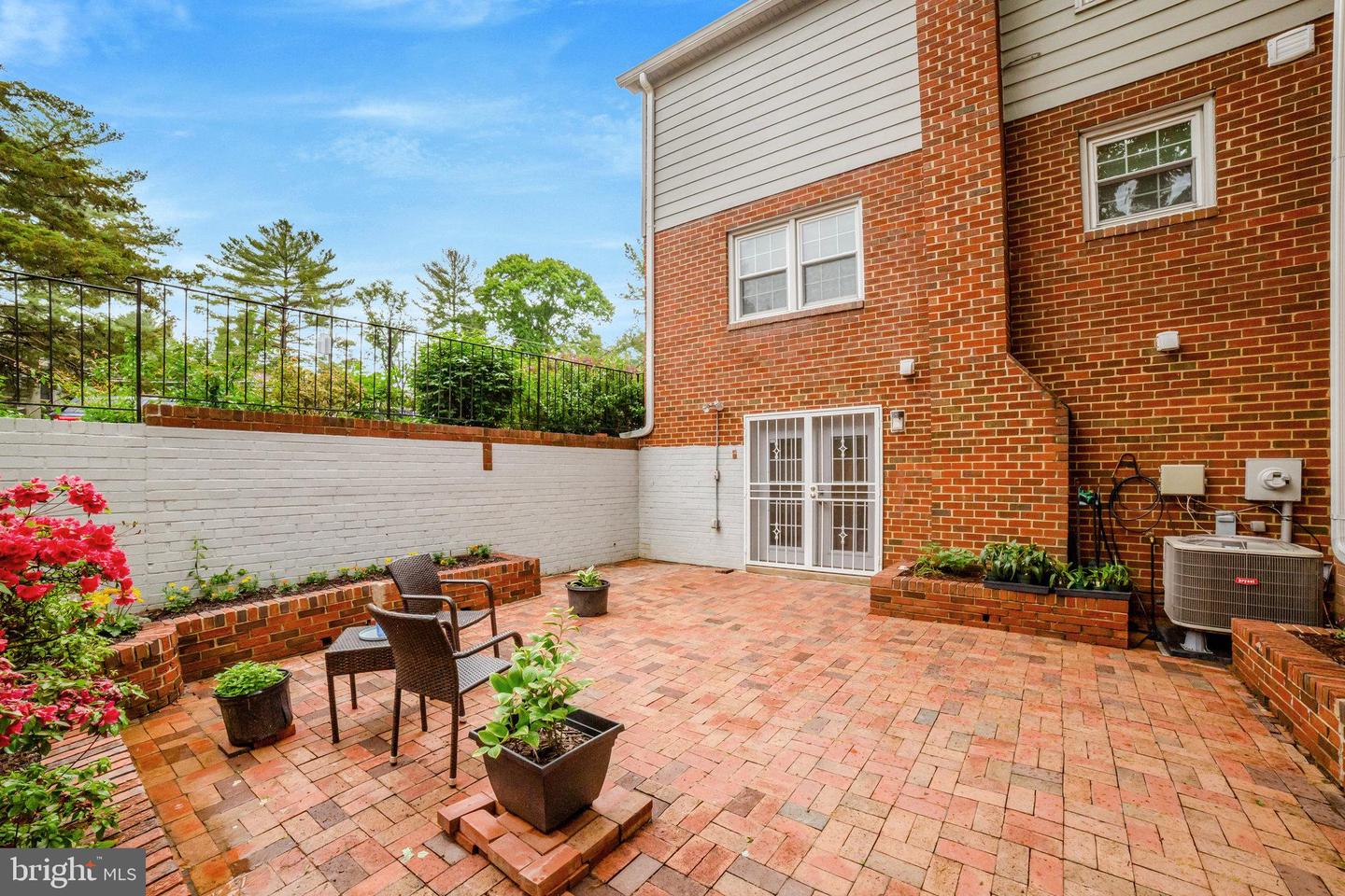 7499 COVENT WOOD CT, ANNANDALE, Virginia 22003, 4 Bedrooms Bedrooms, ,3 BathroomsBathrooms,Residential,For sale,7499 COVENT WOOD CT,VAFX2234544 MLS # VAFX2234544