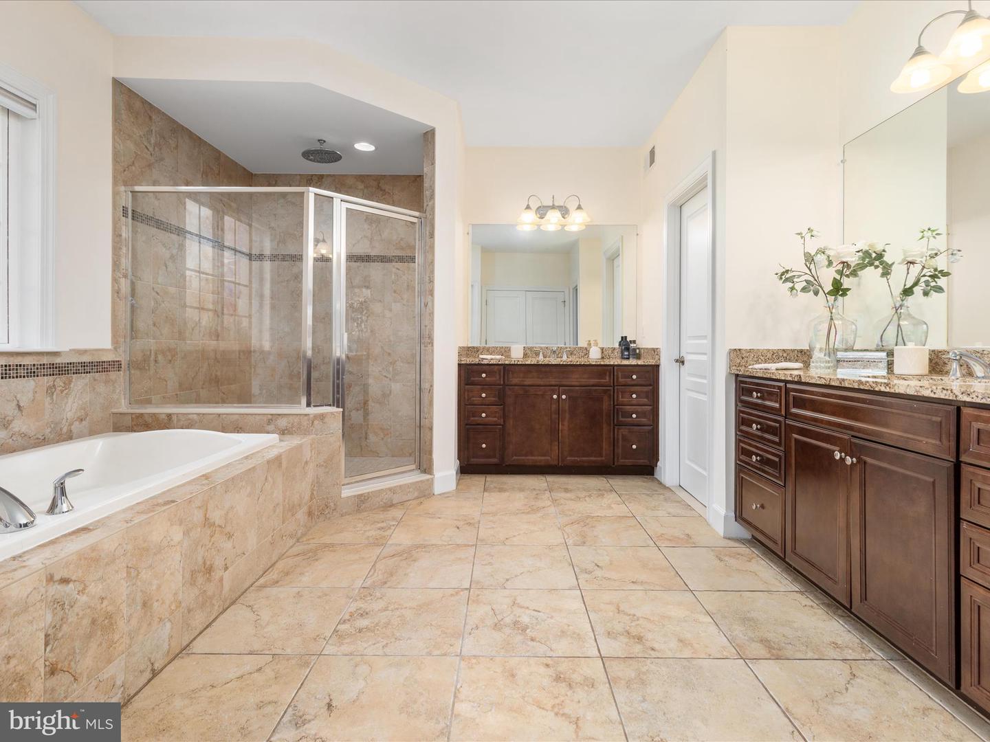 16819 DOUBLEDAY RD, CENTREVILLE, Virginia 20120, 5 Bedrooms Bedrooms, ,4 BathroomsBathrooms,Residential,For sale,16819 DOUBLEDAY RD,VAFX2234558 MLS # VAFX2234558