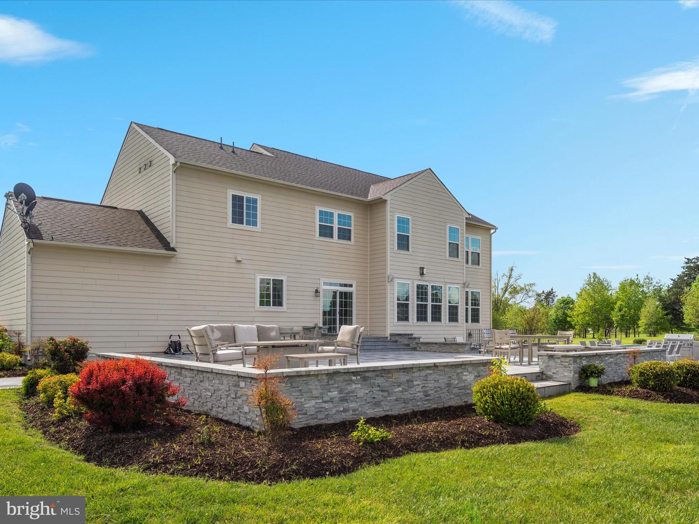 16819 DOUBLEDAY RD, CENTREVILLE, Virginia 20120, 5 Bedrooms Bedrooms, ,4 BathroomsBathrooms,Residential,For sale,16819 DOUBLEDAY RD,VAFX2234558 MLS # VAFX2234558