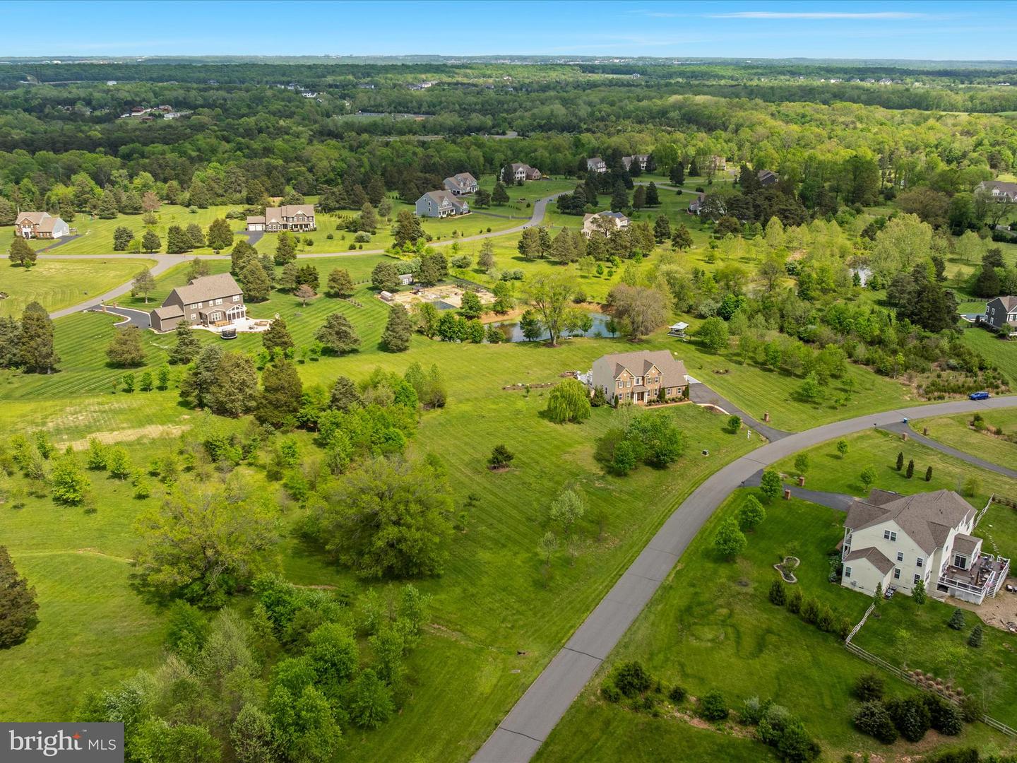 16819 DOUBLEDAY RD, CENTREVILLE, Virginia 20120, 5 Bedrooms Bedrooms, ,4 BathroomsBathrooms,Residential,For sale,16819 DOUBLEDAY RD,VAFX2234558 MLS # VAFX2234558