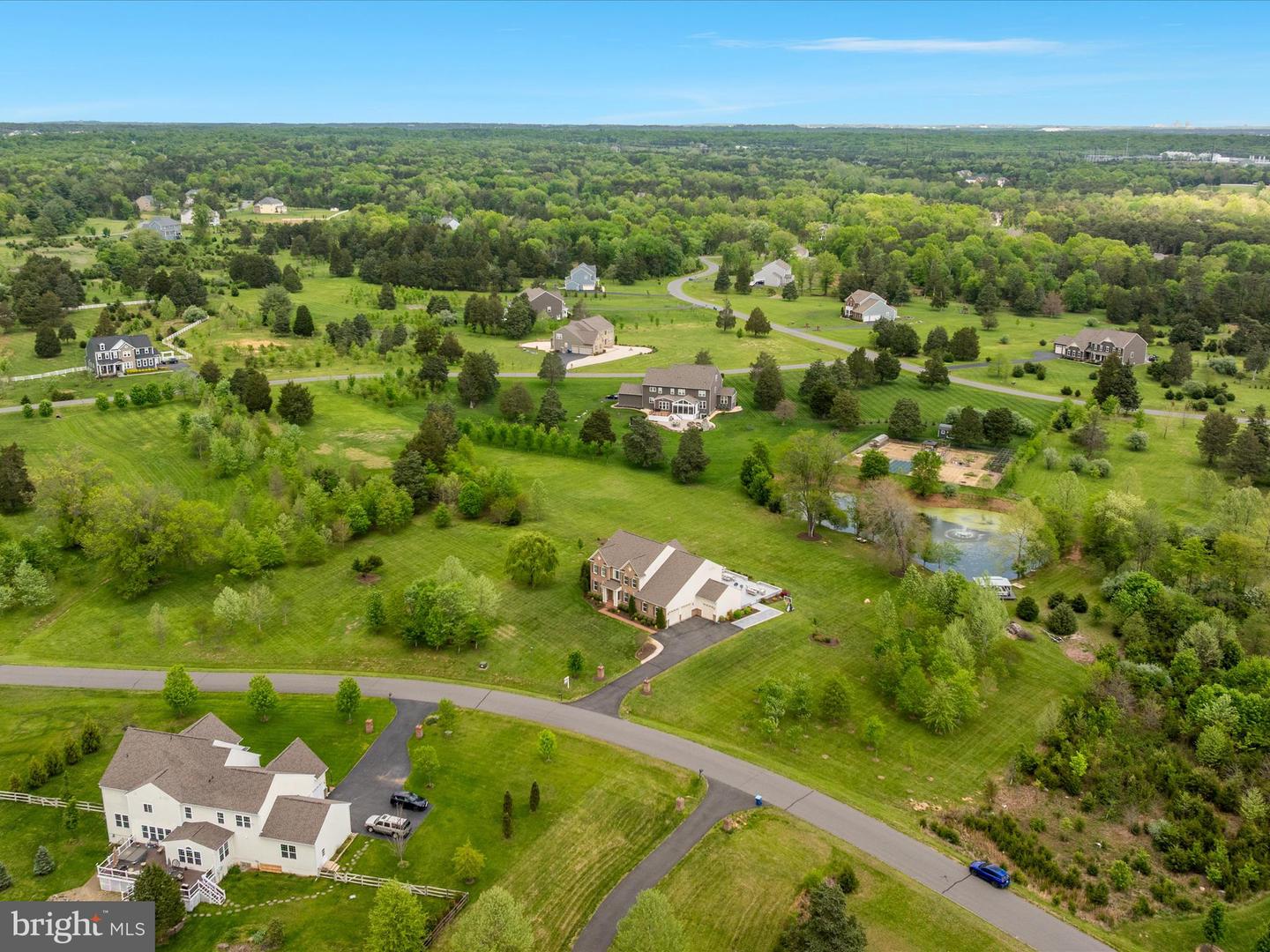 16819 DOUBLEDAY RD, CENTREVILLE, Virginia 20120, 5 Bedrooms Bedrooms, ,4 BathroomsBathrooms,Residential,For sale,16819 DOUBLEDAY RD,VAFX2234558 MLS # VAFX2234558