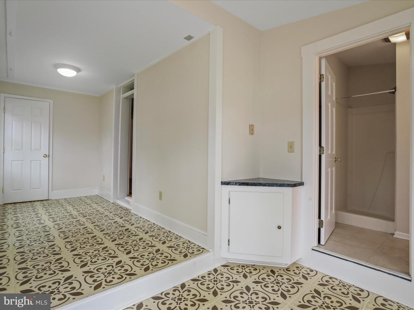716 S WASHINGTON ST, WINCHESTER, Virginia 22601, 4 Bedrooms Bedrooms, ,3 BathroomsBathrooms,Residential,For sale,716 S WASHINGTON ST,VAWI2007526 MLS # VAWI2007526