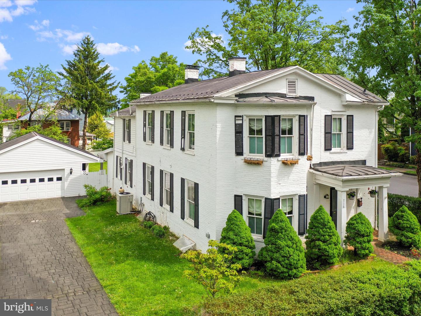 716 S WASHINGTON ST, WINCHESTER, Virginia 22601, 4 Bedrooms Bedrooms, ,3 BathroomsBathrooms,Residential,For sale,716 S WASHINGTON ST,VAWI2007526 MLS # VAWI2007526
