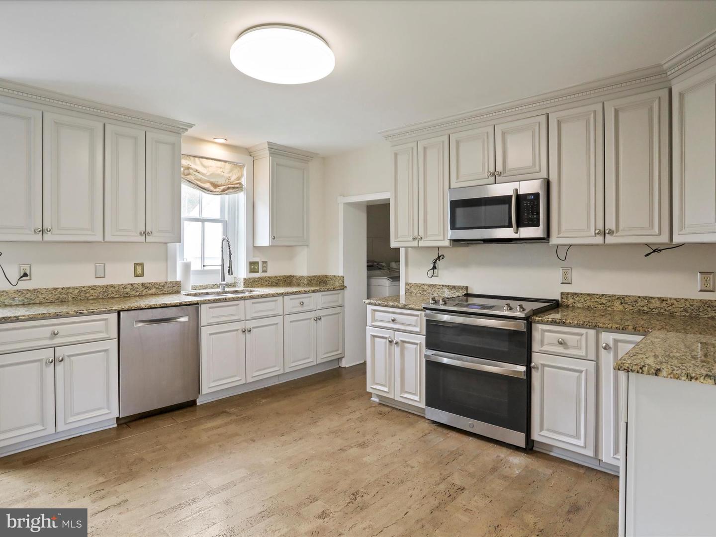 716 S WASHINGTON ST, WINCHESTER, Virginia 22601, 4 Bedrooms Bedrooms, ,3 BathroomsBathrooms,Residential,For sale,716 S WASHINGTON ST,VAWI2007526 MLS # VAWI2007526