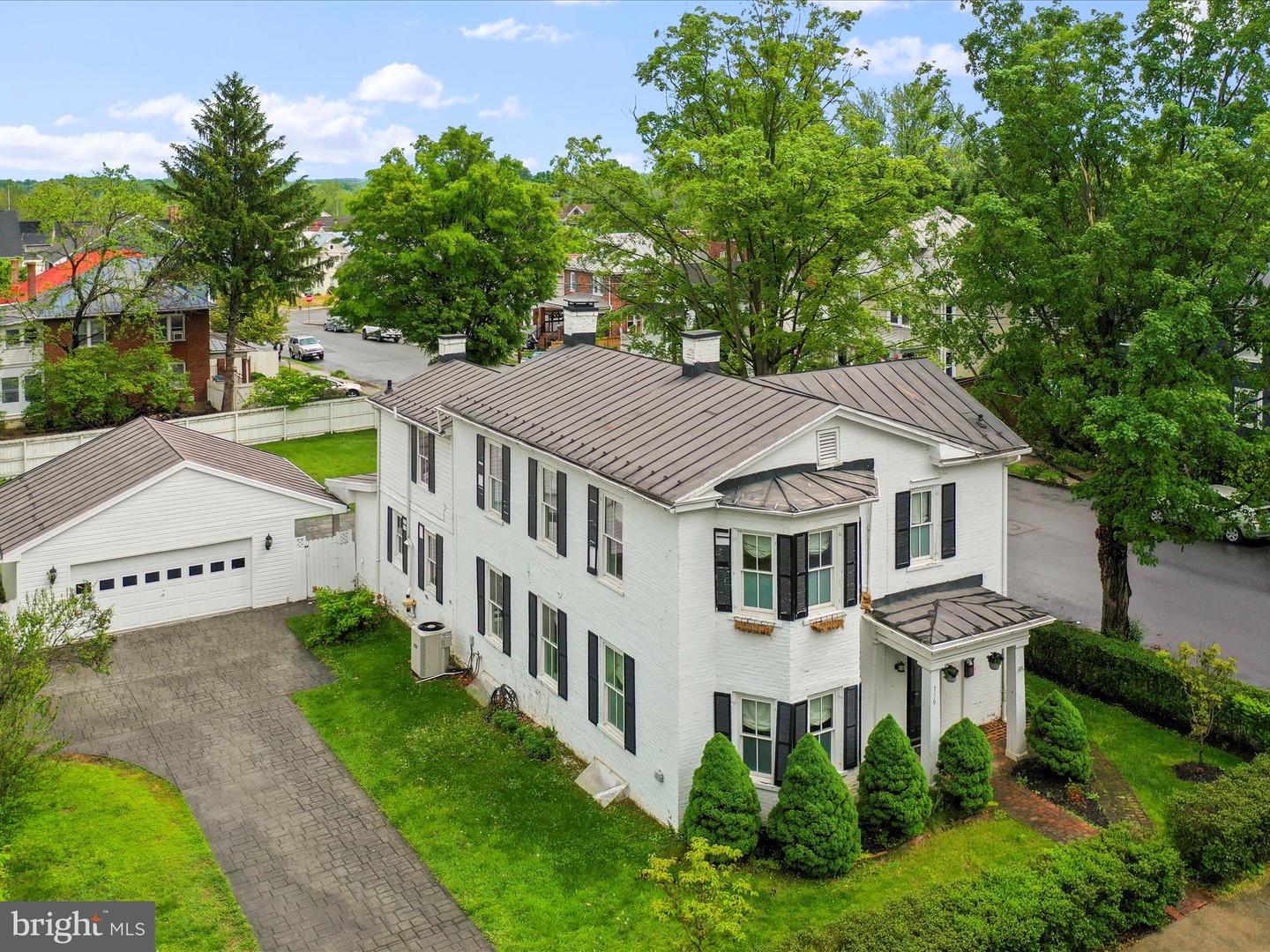 716 S WASHINGTON ST, WINCHESTER, Virginia 22601, 4 Bedrooms Bedrooms, ,3 BathroomsBathrooms,Residential,For sale,716 S WASHINGTON ST,VAWI2007526 MLS # VAWI2007526
