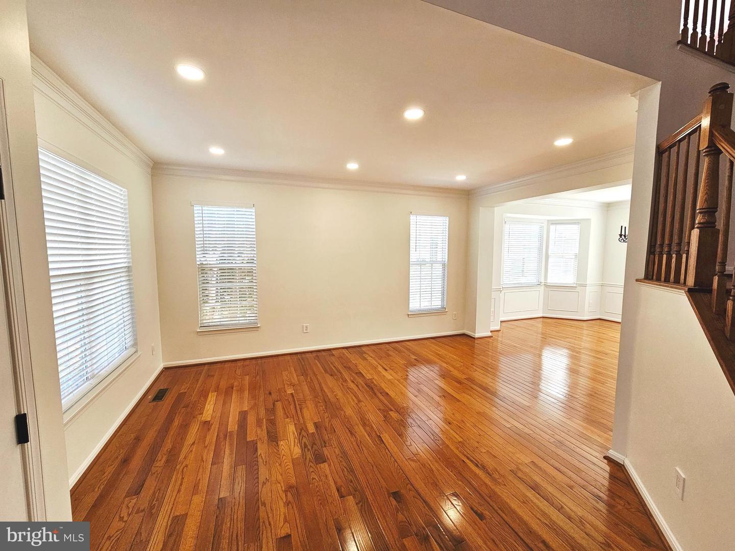 43239 CHASE ST, CHANTILLY, Virginia 20152, 4 Bedrooms Bedrooms, ,3 BathroomsBathrooms,Residential,For sale,43239 CHASE ST,VALO2094064 MLS # VALO2094064