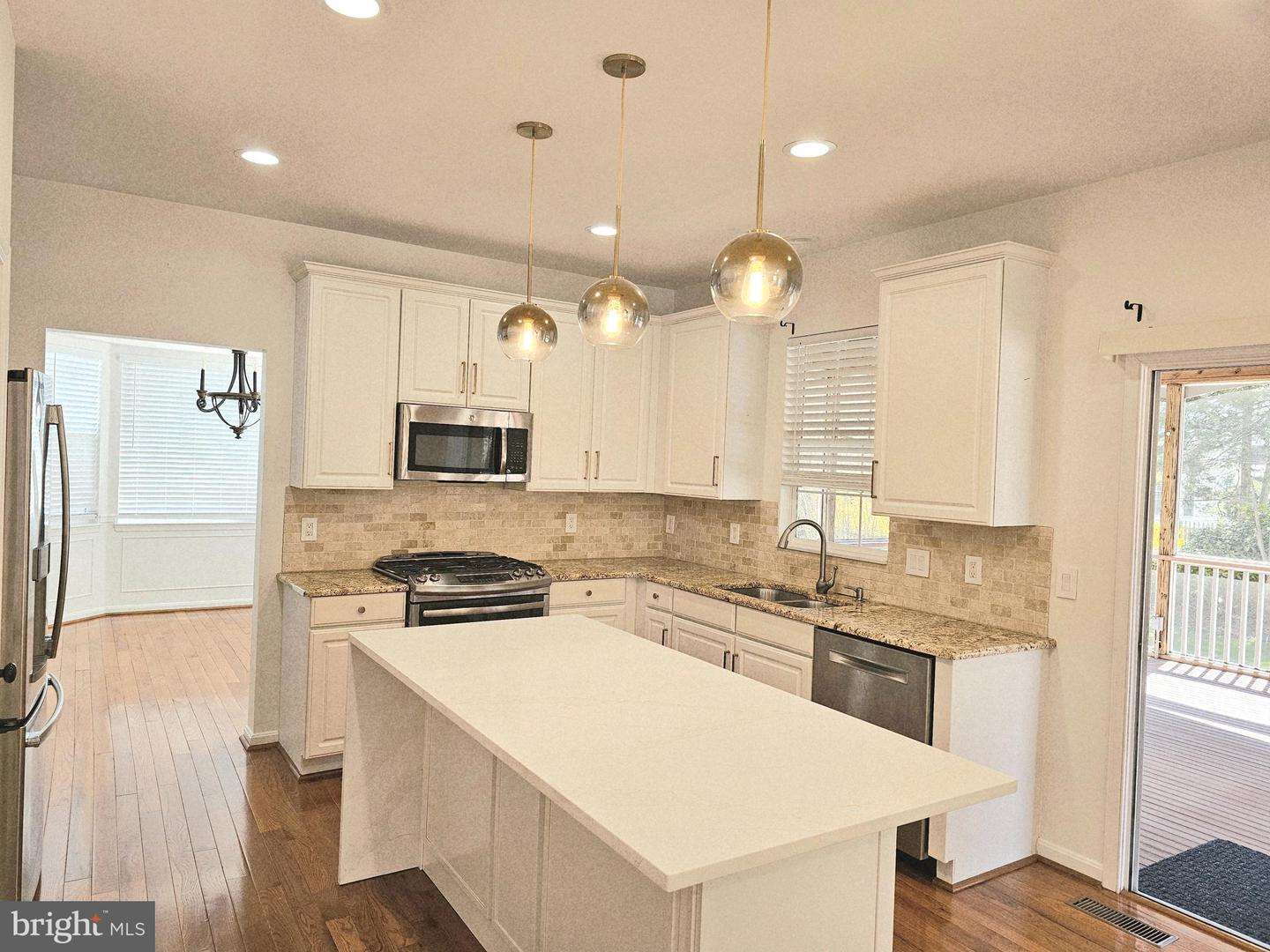 43239 CHASE ST, CHANTILLY, Virginia 20152, 4 Bedrooms Bedrooms, ,3 BathroomsBathrooms,Residential,For sale,43239 CHASE ST,VALO2094064 MLS # VALO2094064