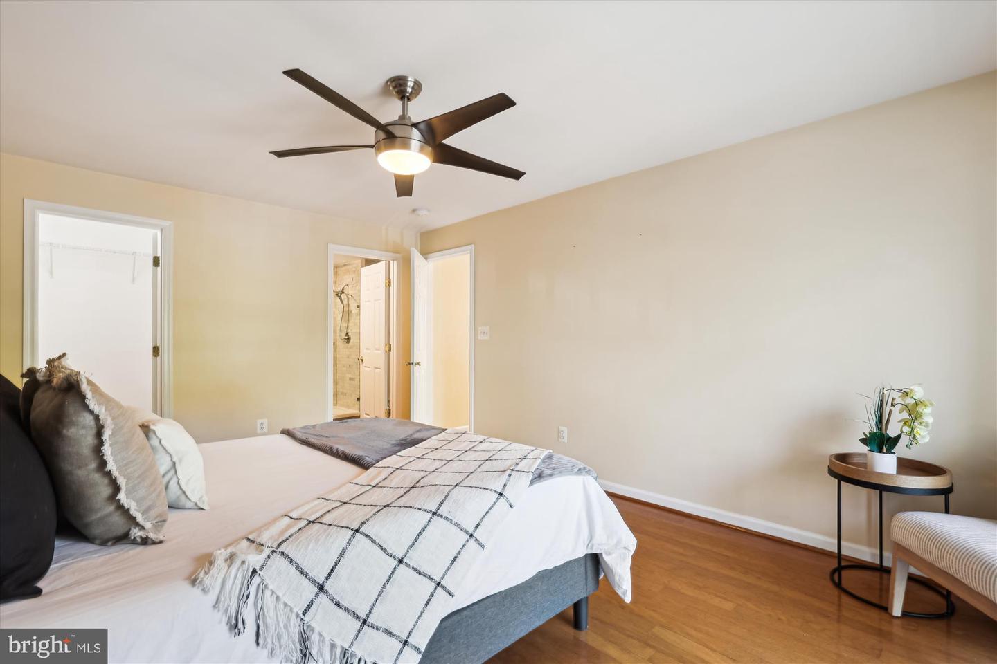 465 CAMERON STATION BLVD, ALEXANDRIA, Virginia 22304, 2 Bedrooms Bedrooms, ,2 BathroomsBathrooms,Residential,For sale,465 CAMERON STATION BLVD,VAAX2044204 MLS # VAAX2044204