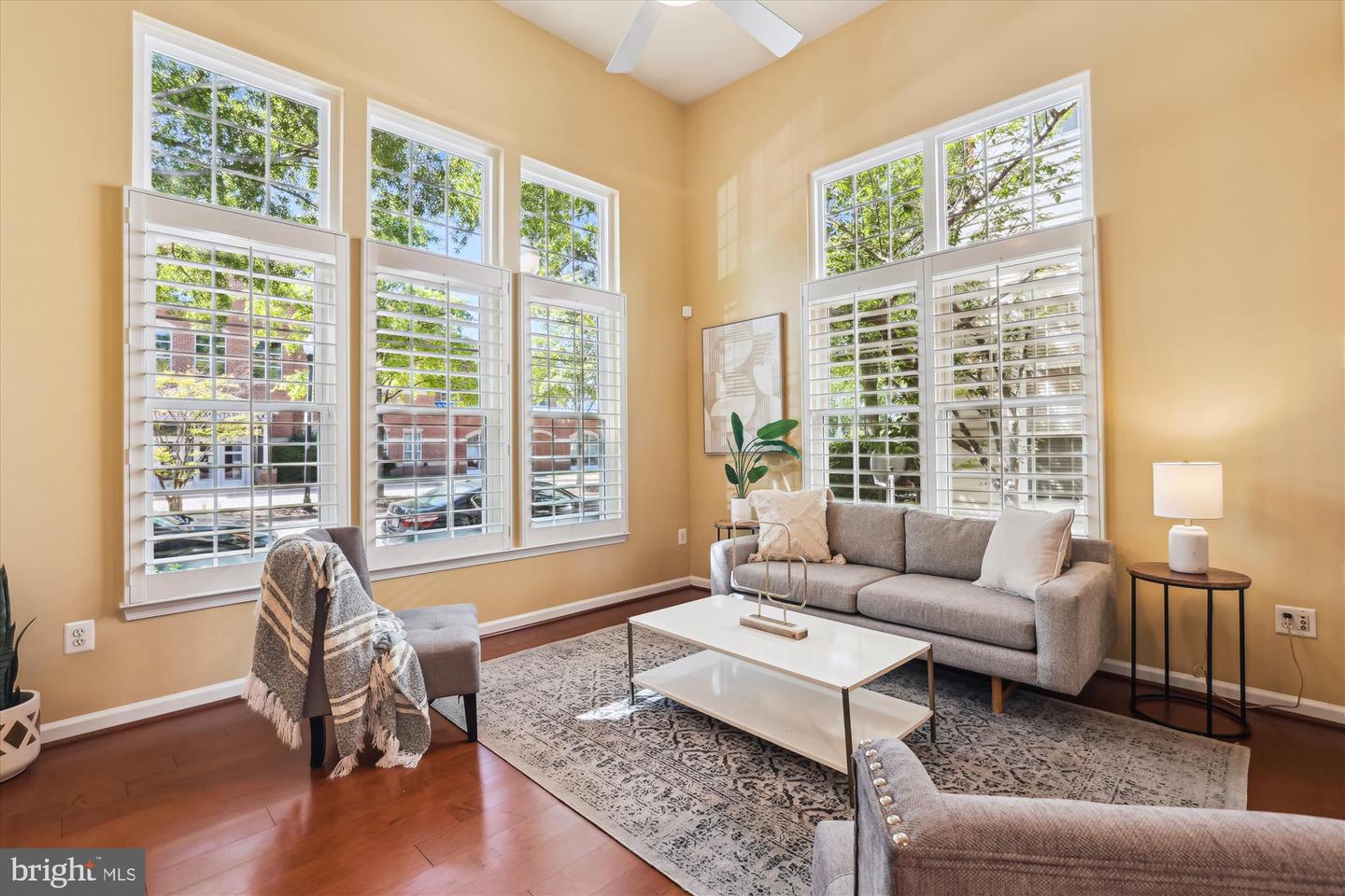 465 CAMERON STATION BLVD, ALEXANDRIA, Virginia 22304, 2 Bedrooms Bedrooms, ,2 BathroomsBathrooms,Residential,For sale,465 CAMERON STATION BLVD,VAAX2044204 MLS # VAAX2044204
