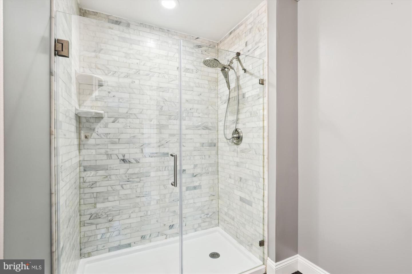 465 CAMERON STATION BLVD, ALEXANDRIA, Virginia 22304, 2 Bedrooms Bedrooms, ,2 BathroomsBathrooms,Residential,For sale,465 CAMERON STATION BLVD,VAAX2044204 MLS # VAAX2044204