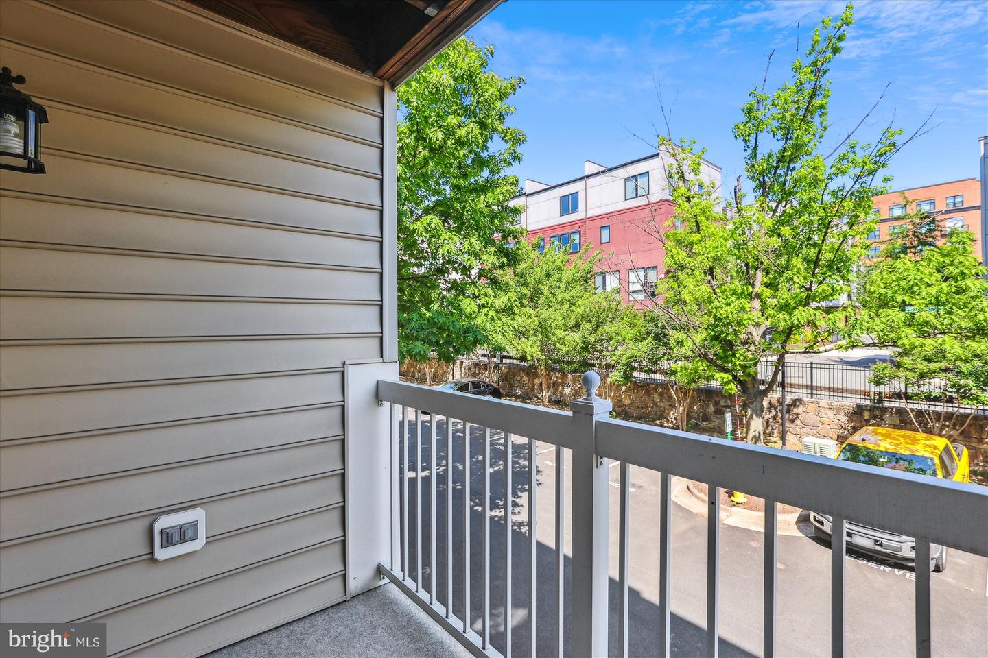 465 CAMERON STATION BLVD, ALEXANDRIA, Virginia 22304, 2 Bedrooms Bedrooms, ,2 BathroomsBathrooms,Residential,For sale,465 CAMERON STATION BLVD,VAAX2044204 MLS # VAAX2044204