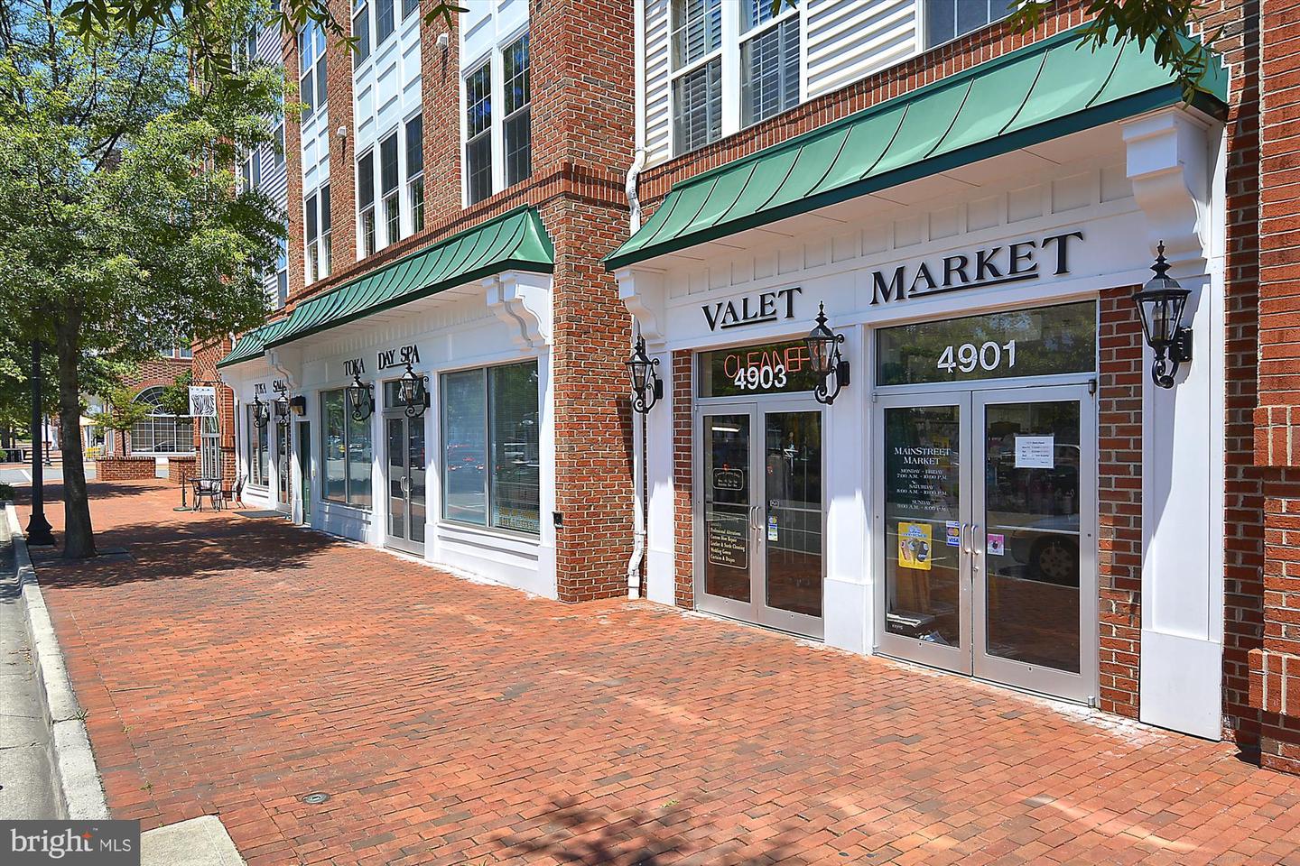 465 CAMERON STATION BLVD, ALEXANDRIA, Virginia 22304, 2 Bedrooms Bedrooms, ,2 BathroomsBathrooms,Residential,For sale,465 CAMERON STATION BLVD,VAAX2044204 MLS # VAAX2044204