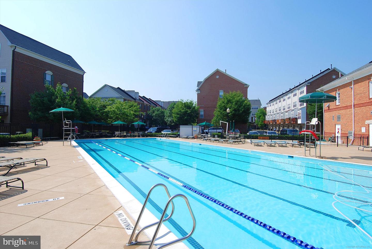 465 CAMERON STATION BLVD, ALEXANDRIA, Virginia 22304, 2 Bedrooms Bedrooms, ,2 BathroomsBathrooms,Residential,For sale,465 CAMERON STATION BLVD,VAAX2044204 MLS # VAAX2044204