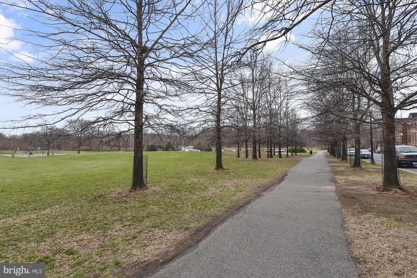 465 CAMERON STATION BLVD, ALEXANDRIA, Virginia 22304, 2 Bedrooms Bedrooms, ,2 BathroomsBathrooms,Residential,For sale,465 CAMERON STATION BLVD,VAAX2044204 MLS # VAAX2044204