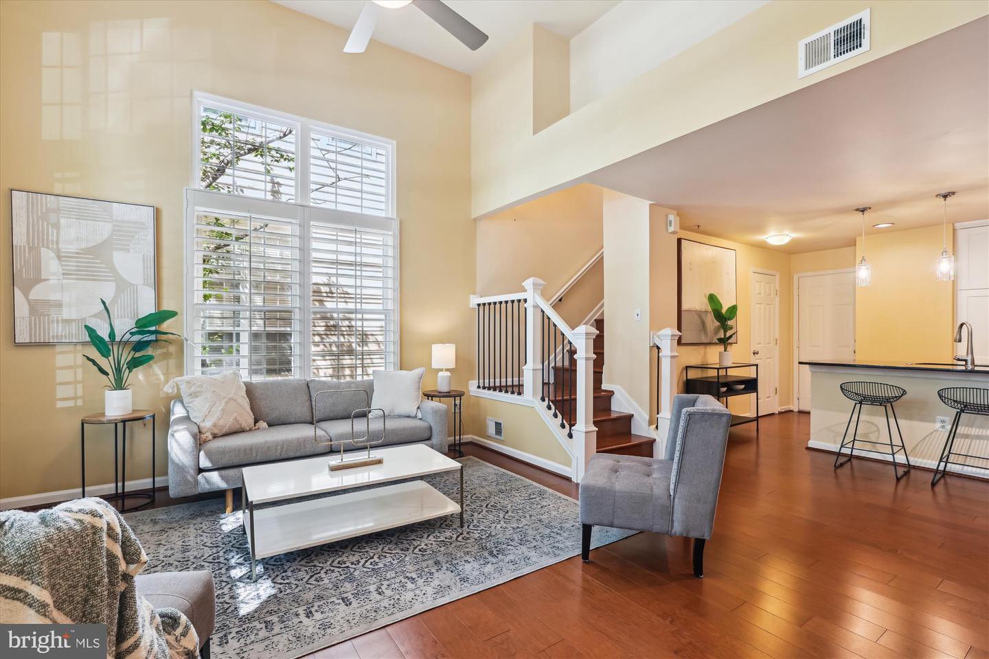 465 CAMERON STATION BLVD, ALEXANDRIA, Virginia 22304, 2 Bedrooms Bedrooms, ,2 BathroomsBathrooms,Residential,For sale,465 CAMERON STATION BLVD,VAAX2044204 MLS # VAAX2044204