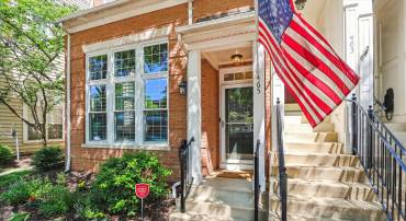 465 CAMERON STATION BLVD, ALEXANDRIA, Virginia 22304, 2 Bedrooms Bedrooms, ,2 BathroomsBathrooms,Residential,For sale,465 CAMERON STATION BLVD,VAAX2044204 MLS # VAAX2044204