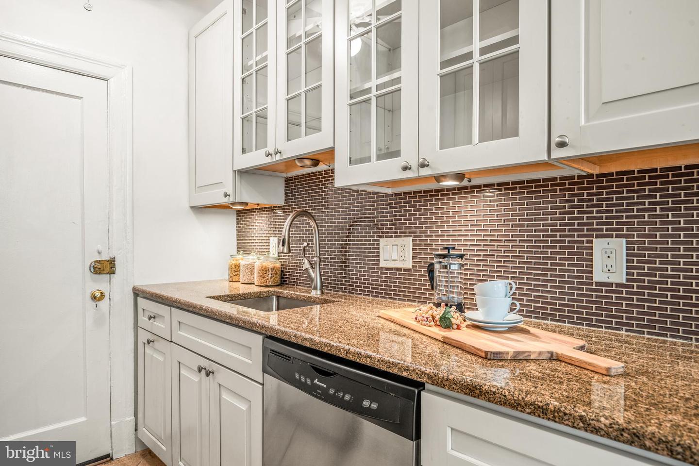 2032 BELMONT RD NW #123, WASHINGTON, District Of Columbia 20009, 1 Bedroom Bedrooms, ,1 BathroomBathrooms,Residential,For sale,2032 BELMONT RD NW #123,DCDC2195882 MLS # DCDC2195882