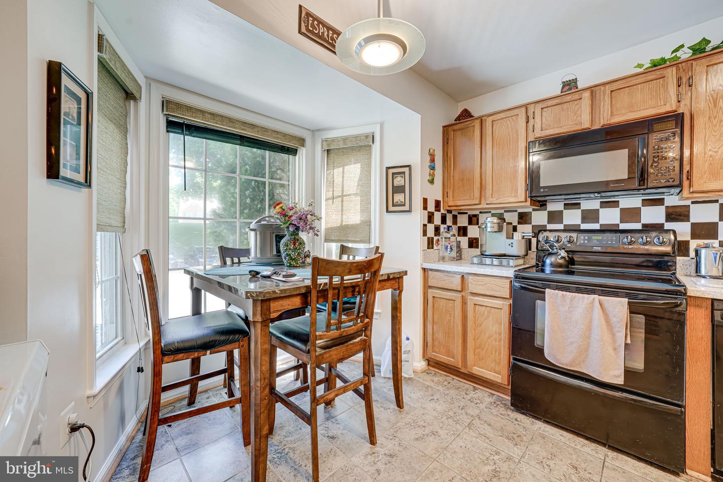 3313 WEYMOUTH CT, WOODBRIDGE, Virginia 22192, 3 Bedrooms Bedrooms, ,3 BathroomsBathrooms,Residential,For sale,3313 WEYMOUTH CT,VAPW2092202 MLS # VAPW2092202