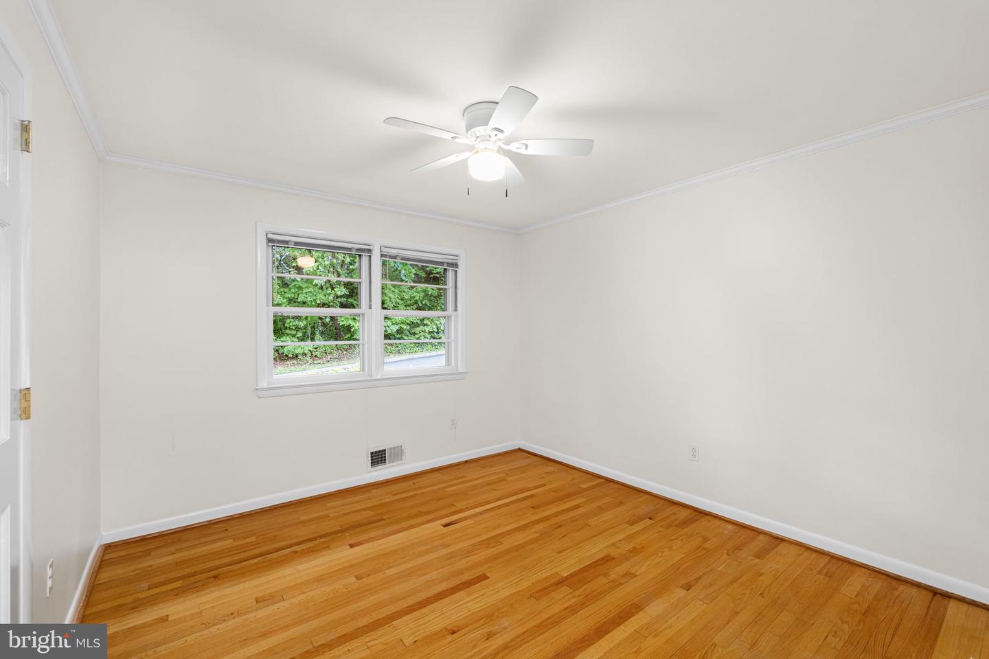 4016 N RICHMOND ST, ARLINGTON, Virginia 22207, 4 Bedrooms Bedrooms, ,3 BathroomsBathrooms,Residential,For sale,4016 N RICHMOND ST,VAAR2056180 MLS # VAAR2056180