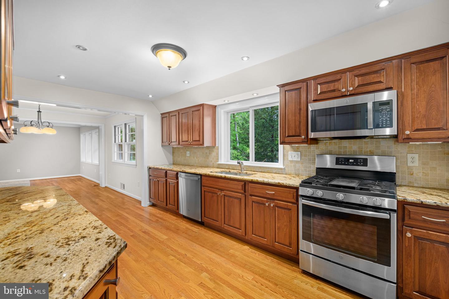 4016 N RICHMOND ST, ARLINGTON, Virginia 22207, 4 Bedrooms Bedrooms, ,3 BathroomsBathrooms,Residential,For sale,4016 N RICHMOND ST,VAAR2056180 MLS # VAAR2056180