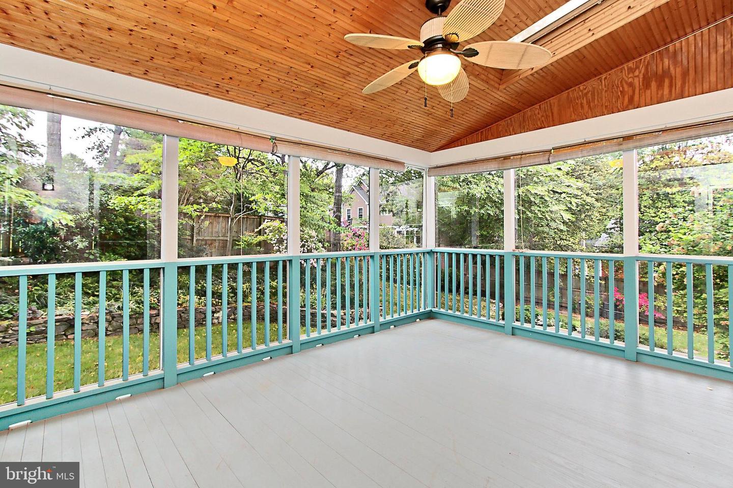 4018 N CHESTERBROOK RD, ARLINGTON, Virginia 22207, 4 Bedrooms Bedrooms, ,2 BathroomsBathrooms,Residential,For sale,4018 N CHESTERBROOK RD,VAAR2056222 MLS # VAAR2056222